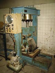 アスファルト混合物作製室