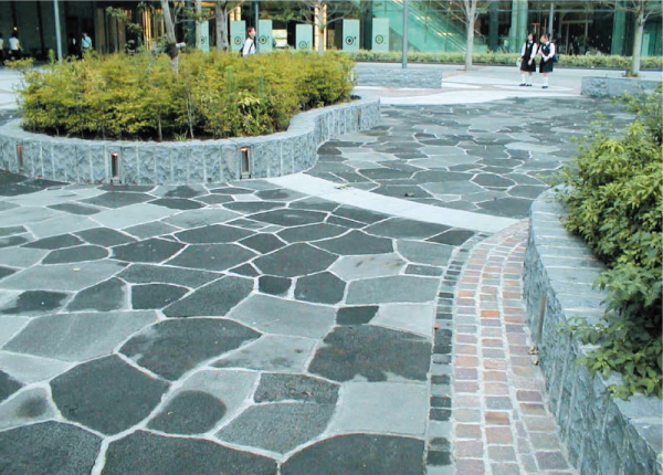 レインボーポラストーンの施工例 レインボーポラストーンの施工例